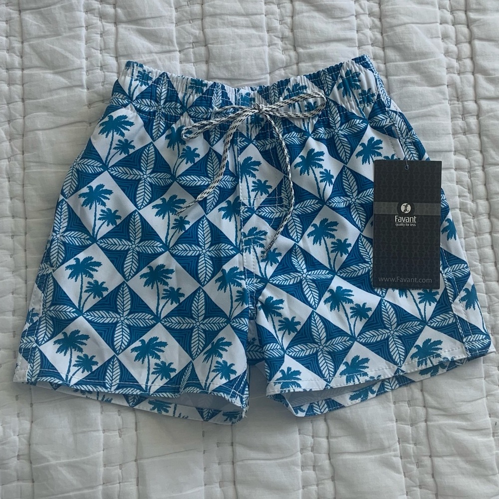 NWT Toddler Boy Blue & White Palm Tree Print Board Shorts